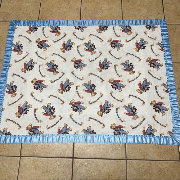 Colorful Kids Toy Teddybear Quilt - Picture 2 of 5